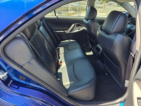 Used 2007 Toyota Camry SE FWD image 12