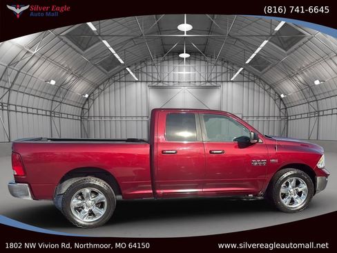 Used 2017 RAM 1500 Big Horn image 2