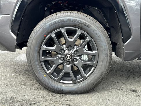 New 2026 Toyota Tundra Platinum image 6