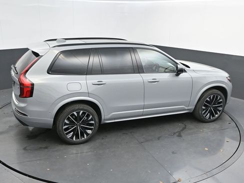 New 2026 Volvo XC90 B6 Ultra w/ Protection Package Premier image 38