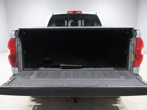 Used 2018 Toyota Tundra SR5 image 4