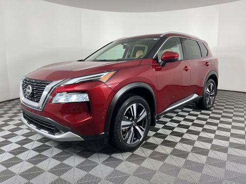 Used 2023 Nissan Rogue Platinum w/ Platinum Premium Package image 5