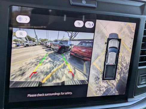 New 2026 Ford F250 Lariat w/ Black Appearance Package image 29