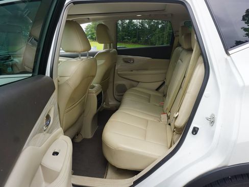 Used 2015 Nissan Murano Platinum w/ Platinum Technology Package AWD/4WD image 13