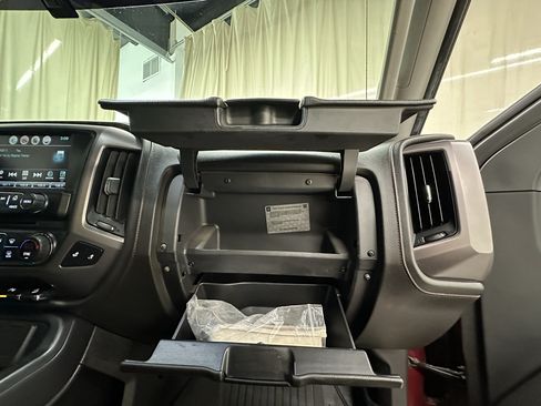 Used 2018 GMC Sierra 1500 SLT AWD/4WD image 15