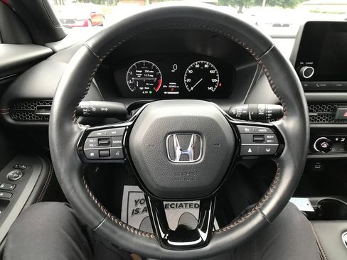 Certified 2025 Honda HR-V Sport image 18