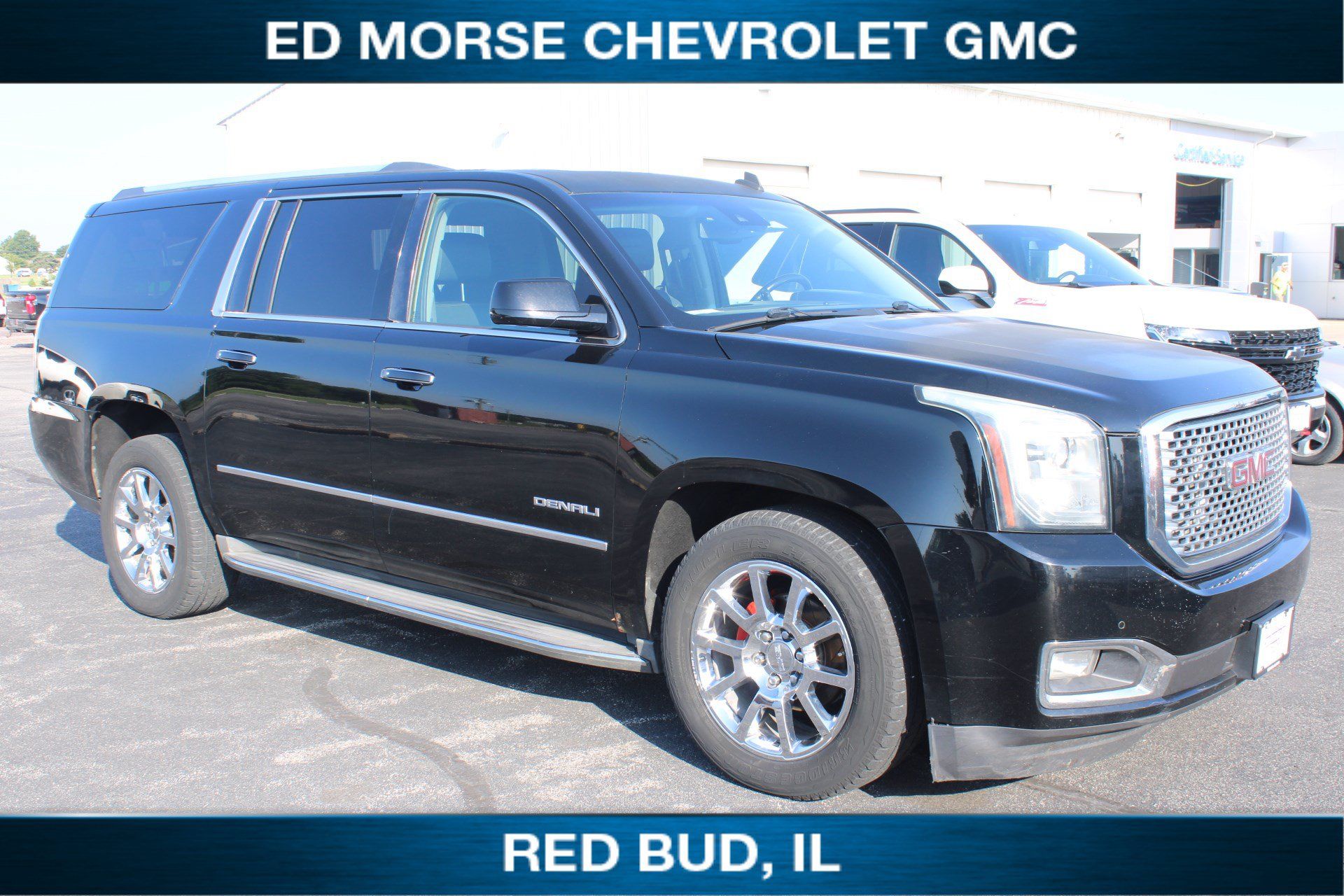 Used 2015 GMC Yukon XL Denali w/ Touring Package AWD/4WD image 1