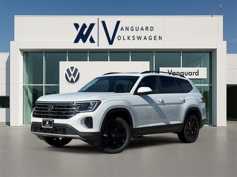 New 2026 Volkswagen Atlas SE image 1