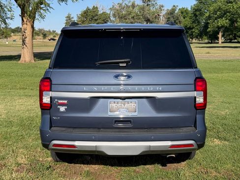 Used 2022 Ford Expedition XLT AWD/4WD image 8