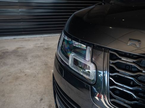 Used 2018 Land Rover Range Rover Long Wheelbase Supercharged AWD/4WD image 12