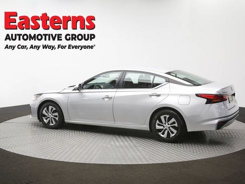 Used 2023 Nissan Altima 2.5 S FWD image 60