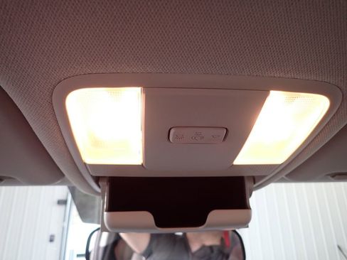 Used 2025 Kia Soul LX w/ LX Technology Package image 32