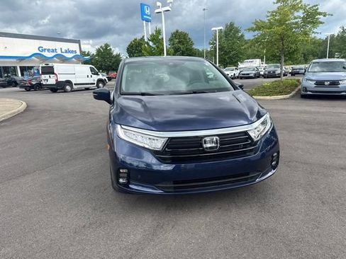 Certified 2024 Honda Odyssey Touring image 4