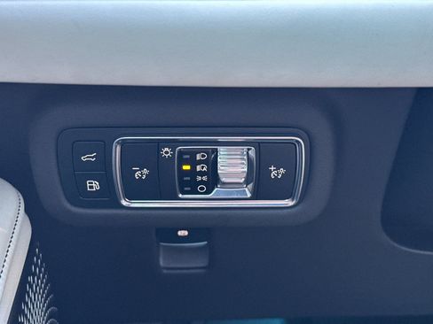 Used 2024 Lincoln Nautilus Black Label image 31