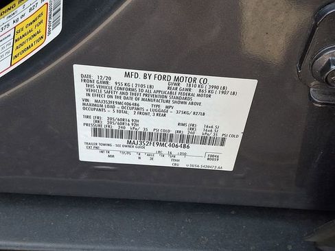 Certified 2021 Ford EcoSport S FWD image 28
