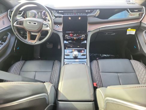 Used 2025 Jeep Grand Cherokee Summit w/ Obsidian Package image 13