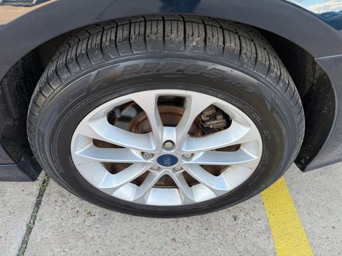 Used 2020 Ford Fusion SE image 39