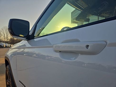 New 2026 Jeep Grand Cherokee Limited AWD/4WD image 29