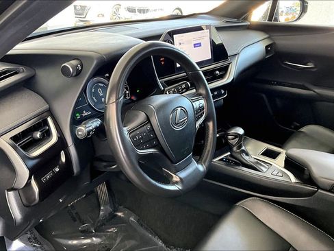 Used 2024 Lexus UX 250h FWD image 17