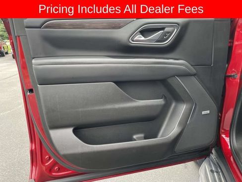 Used 2023 Chevrolet Tahoe LT w/ Luxury Package AWD/4WD image 16