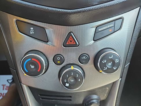 Used 2016 Chevrolet Trax LTZ image 32