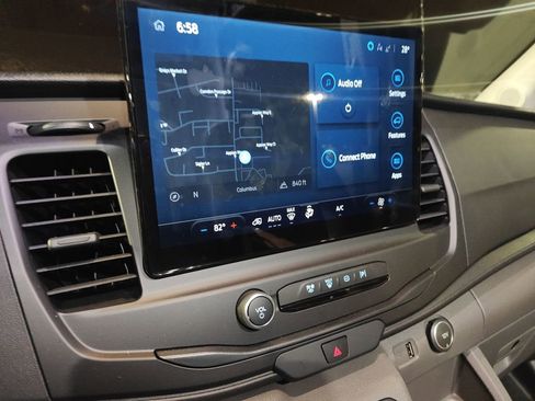 Used 2023 Ford E-Transit Medium Roof image 8