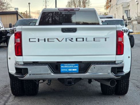 Used 2021 Chevrolet Silverado 3500 LT w/ Texas Edition image 7