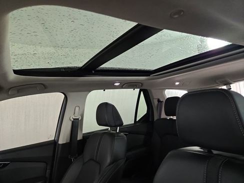 Used 2025 Honda Pilot Touring image 31