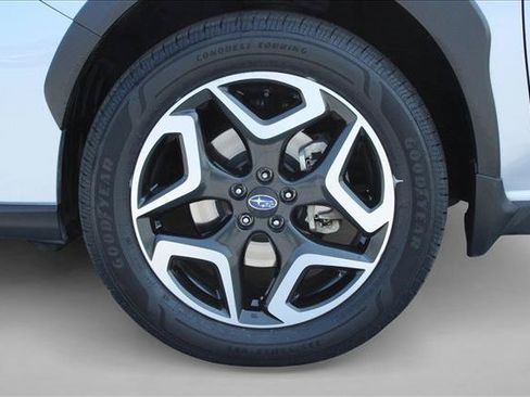 Used 2019 Subaru Crosstrek 2.0i Limited w/ Moonroof Package w/Navigation AWD/4WD image 13