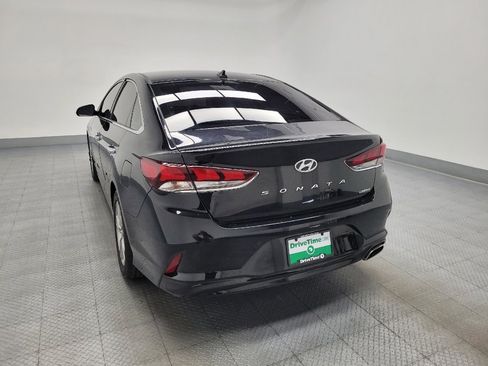 Used 2018 Hyundai Sonata Limited w/ Limited Ultimate Package 03 FWD image 6