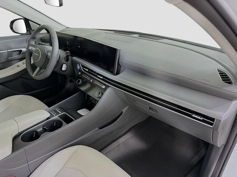 Used 2026 Hyundai Sonata SEL FWD image 29