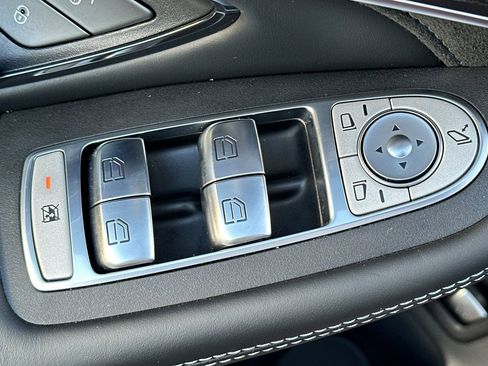 Used 2020 Mercedes-Benz GLC 63 AMG GLC 63 AMG image 15