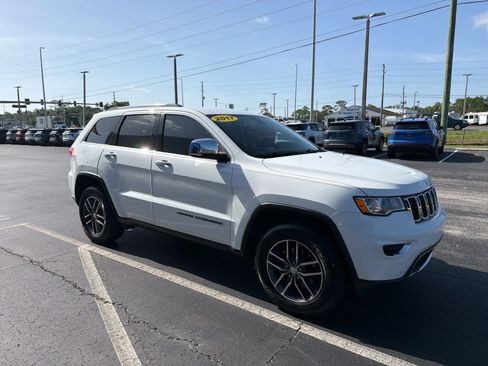 Used 2017 Jeep Grand Cherokee Limited w/ Trailer Tow Group IV RWD image 7