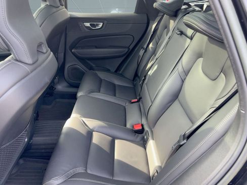 Certified 2022 Volvo XC60 B5 Inscription w/ Advanced Package image 15