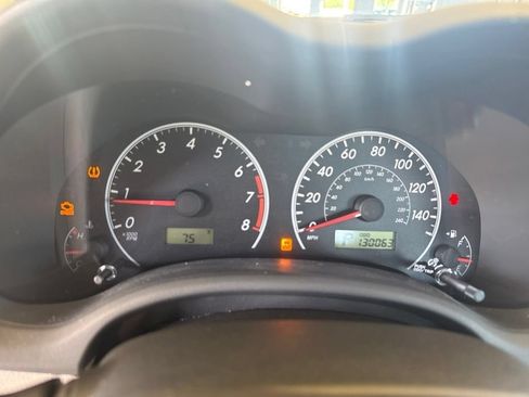 Used 2011 Toyota Corolla LE FWD image 22