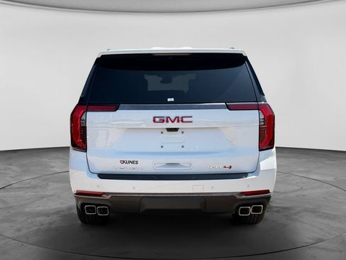 New 2026 GMC Yukon XL AT4 Ultimate AWD/4WD image 9