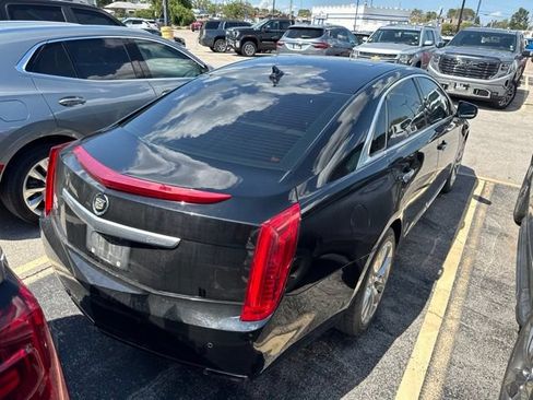 Used 2013 Cadillac XTS Luxury w/ Driver Awareness Package FWD image 9