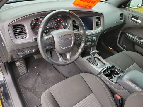 Used 2023 Dodge Charger R/T w/ Blacktop Package image 12