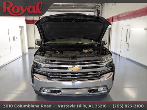 Used 2019 Chevrolet Silverado 1500 LTZ w/ LTZ Convenience Package image 23