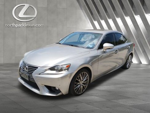 Used 2016 Lexus IS 200t w/ Navigation System Package RWD image 3