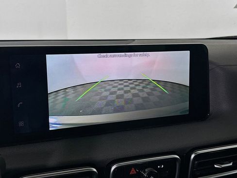 New 2026 Nissan Sentra SV w/ SV Convenience Package image 18