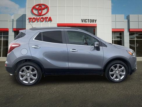 Used 2019 Buick Encore Essence w/ Experience Buick Package image 2