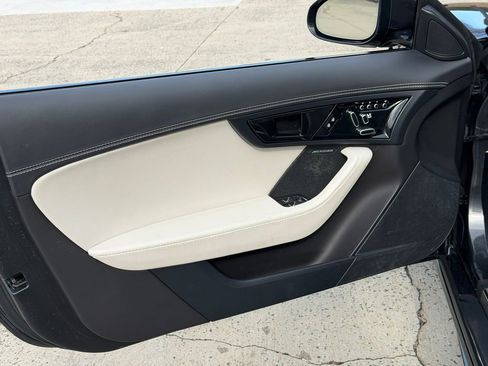 Used 2023 Jaguar F-TYPE R-Dynamic image 9