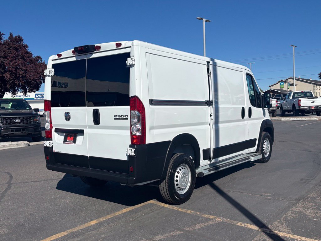 Used 2025 RAM ProMaster 2500 w/ U-Haul Equipment Group FWD image 3