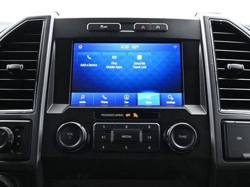 Used 2020 Ford F150 XLT w/ Equipment Group 302A Luxury AWD/4WD image 33