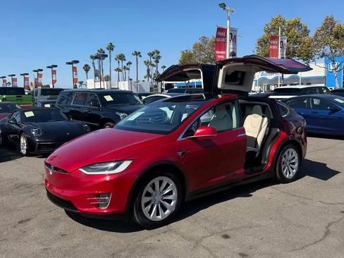 Used 2017 Tesla Model X 100D AWD/4WD image 6