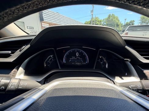 Used 2019 Honda Civic EX image 3