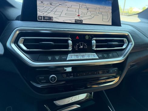 Used 2024 BMW X3 sDrive30i w/ M Sport Package RWD image 18