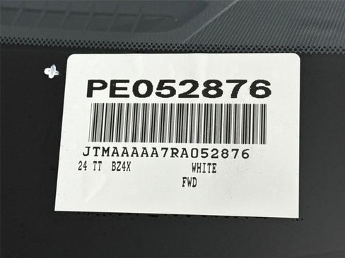 Used 2024 Toyota bZ4X XLE image 48