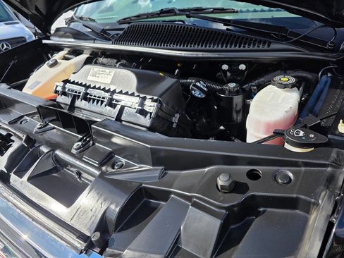 Used 2023 GMC Savana 3500 Extended w/ Driver Convenience Package image 26